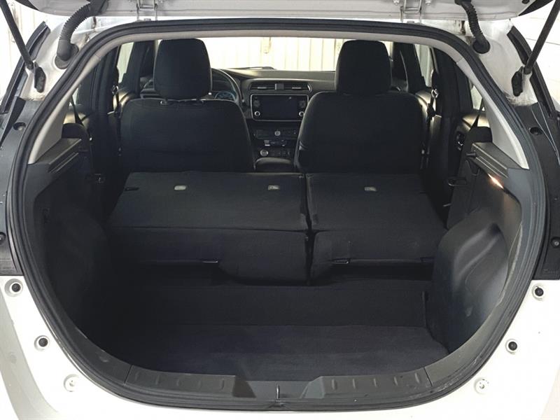 nissan LEAF 2023 - 32