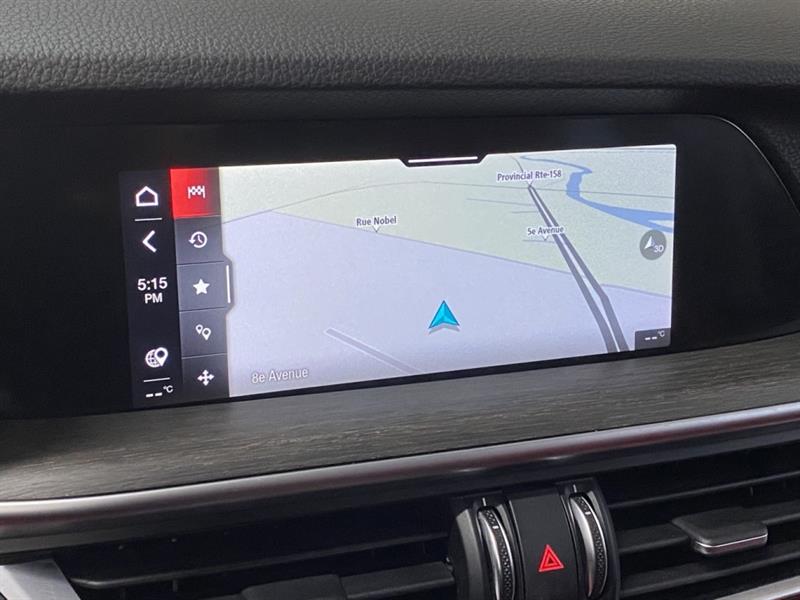 alfa romeo Stelvio 2021 - 25