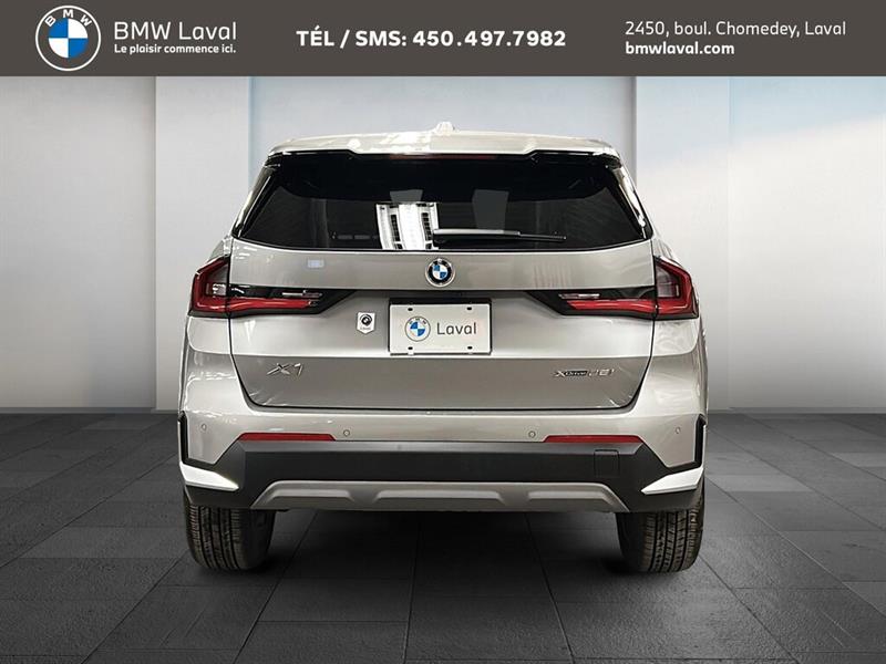 bmw X1 2023 - 8