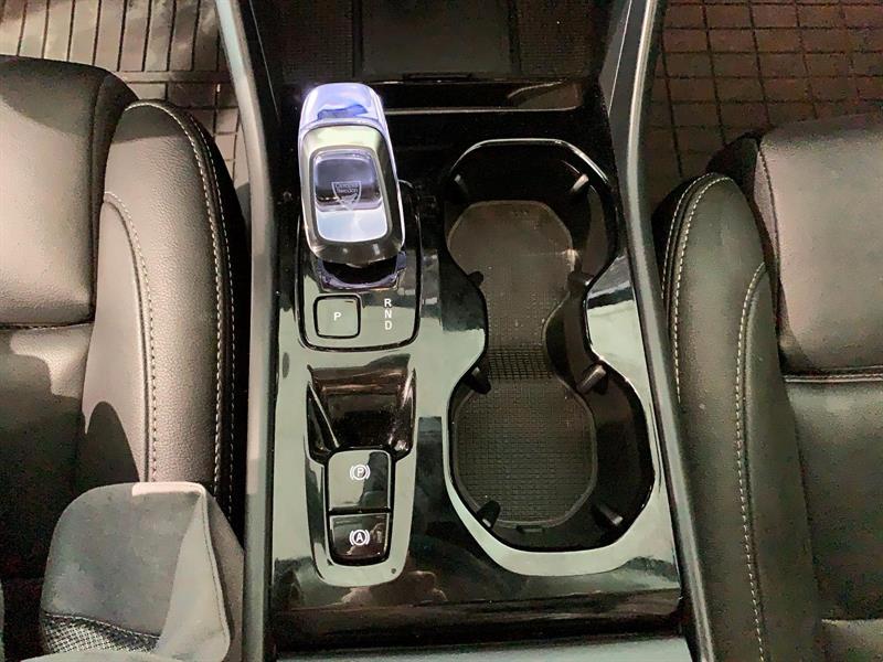 volvo XC40 2025 - 13