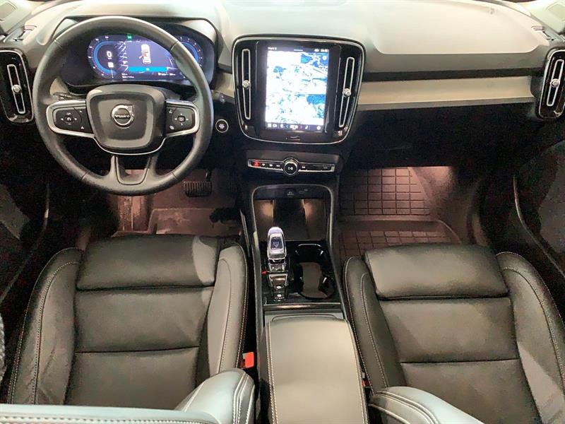 volvo XC40 2025 - 15