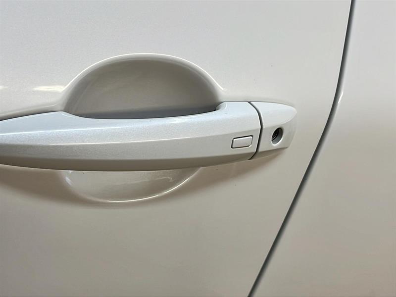 nissan Rogue 2023 - 25