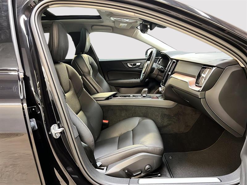 volvo V60 2025 - 8