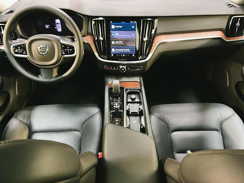 volvo V60 2025 - 12