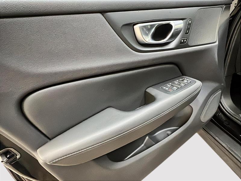 volvo V60 2025 - 26