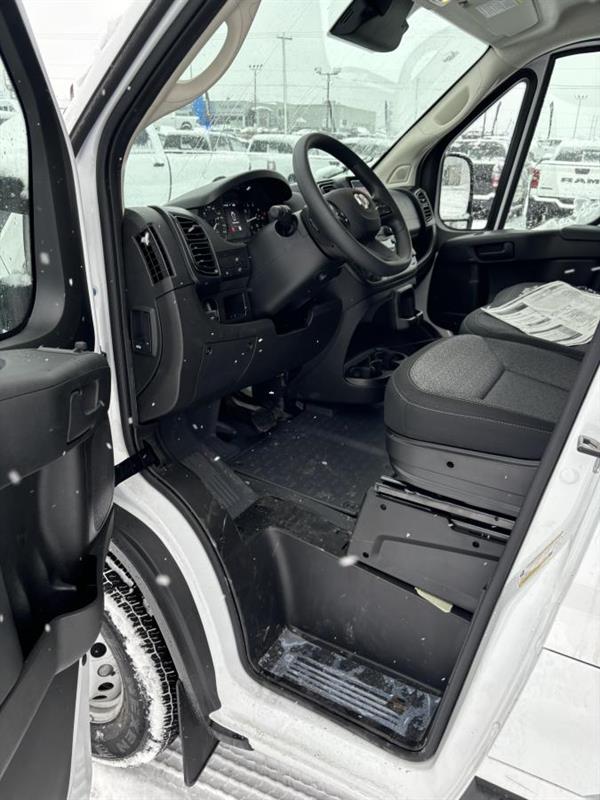 ram ProMaster 2025 - 8