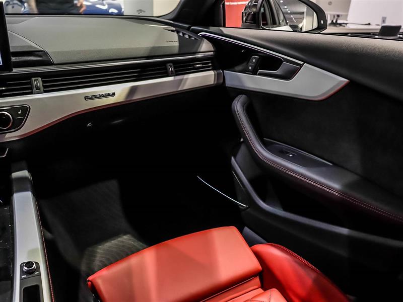 audi S4 berline 2024 - 11