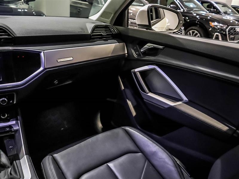 audi Q3 2022 - 11