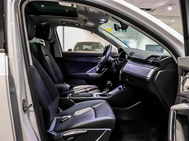 audi Q3 2022 - 12