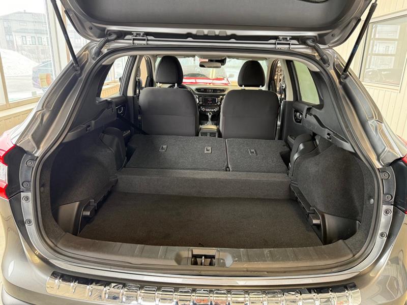 nissan Qashqai 2022 - 40