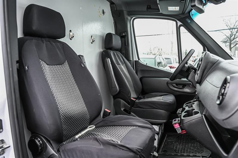 mercedes-benz Sprinter fourgonnette utilitaire 2025 - 28