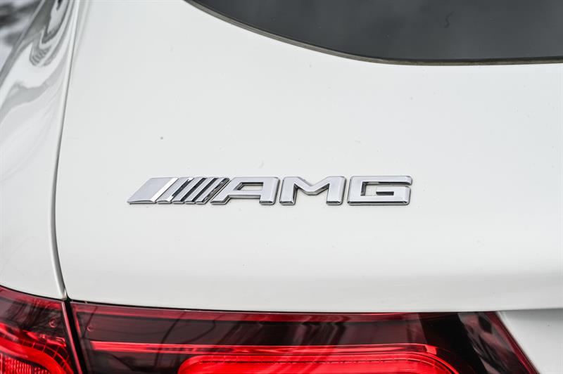 mercedes-benz GLC43 AMG 2022 - 14