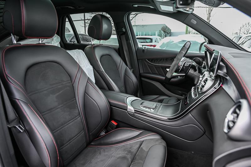 mercedes-benz GLC43 AMG 2022 - 32