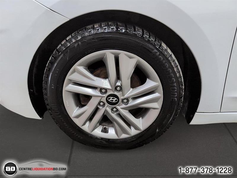 hyundai Elantra 2020 - 12