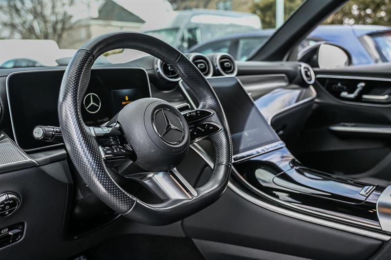 2023 Mercedes-Benz GLC - Image 13