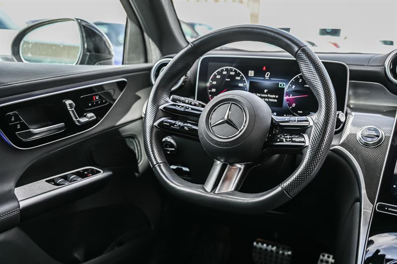 2023 Mercedes-Benz GLC - Image 21
