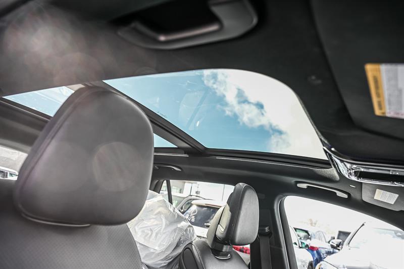 2023 Mercedes-Benz GLC - Image 25