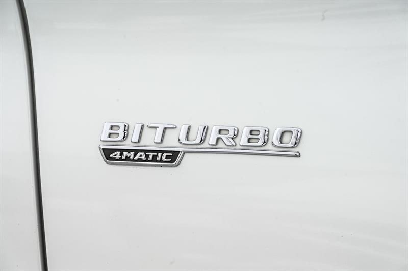 2022 Mercedes-Benz GLC - Image 5