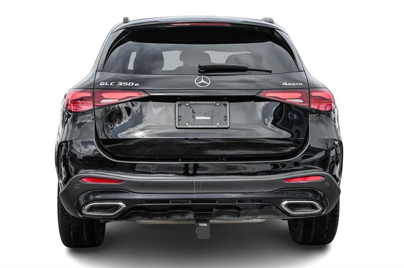 2025 Mercedes-Benz GLC - Image 8