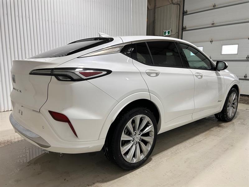 2025 Buick Envista - Image 5