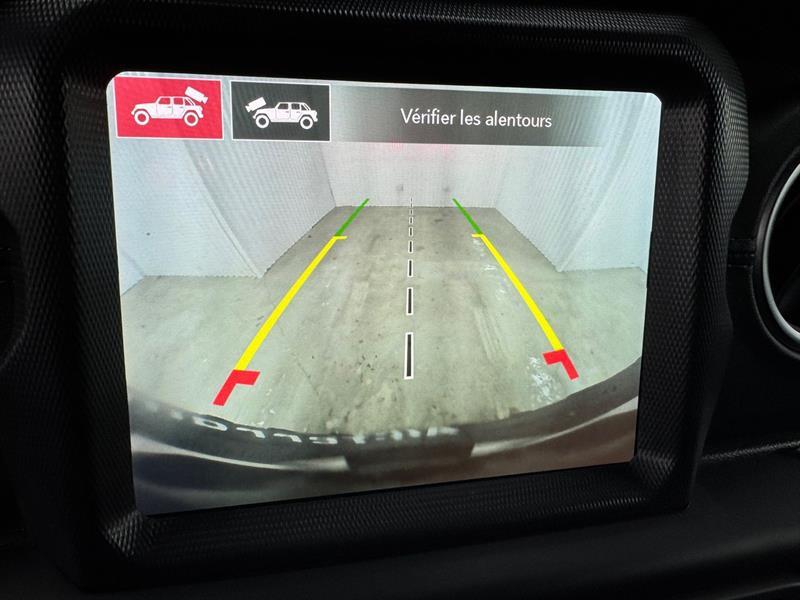 2021 Jeep Wrangler - Image 18