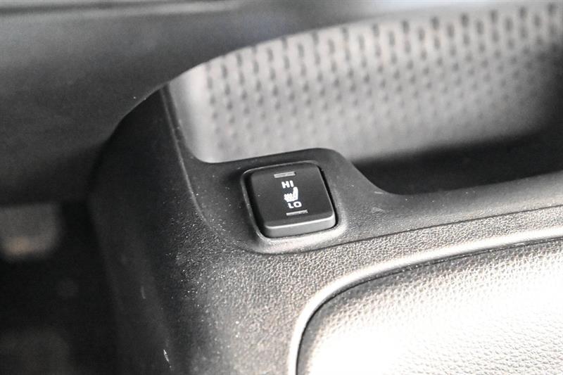 2026 Toyota Corolla - Image 31