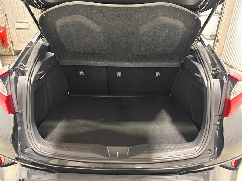 2021 Toyota C-HR - Image 17