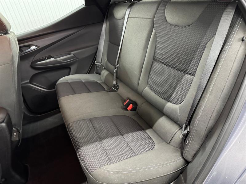 2022 Chevrolet Bolt - Image 24