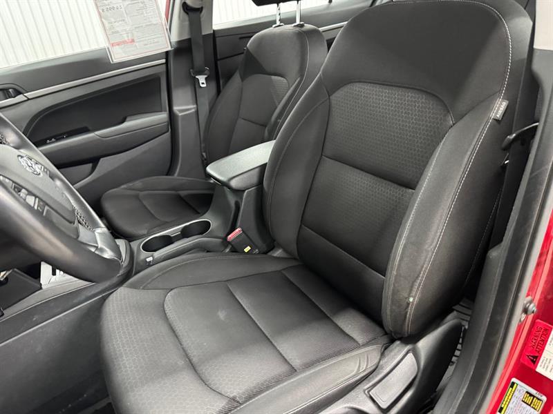 2018 Hyundai Elantra - Image 5