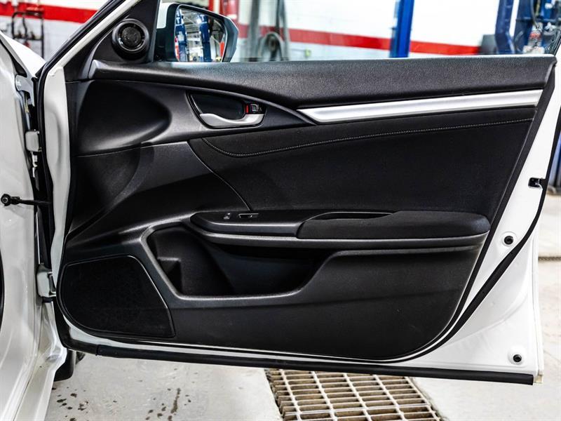 2019 Honda Civic - Image 17