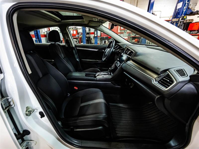 2019 Honda Civic - Image 18