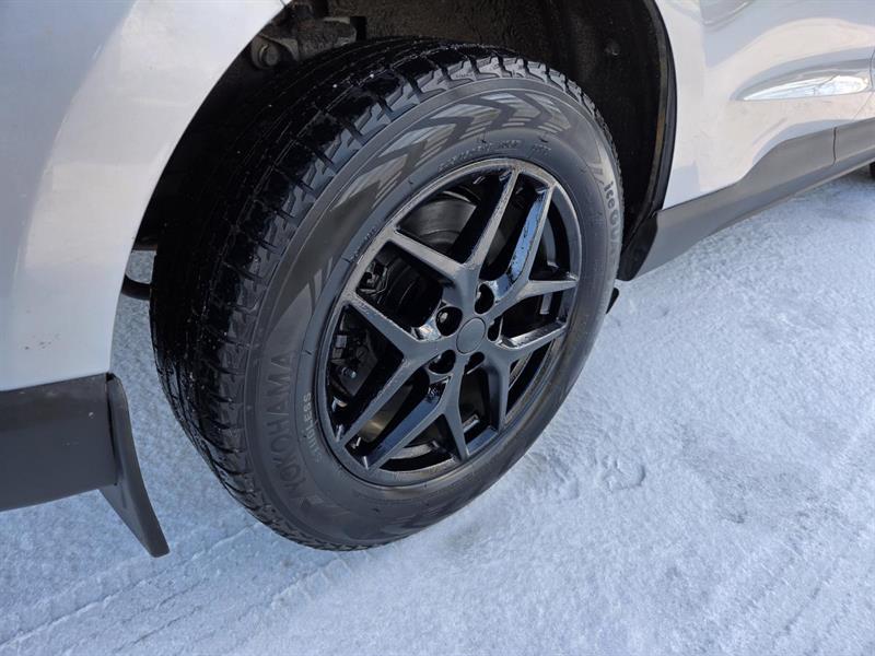 2022 Ford Edge - Image 8