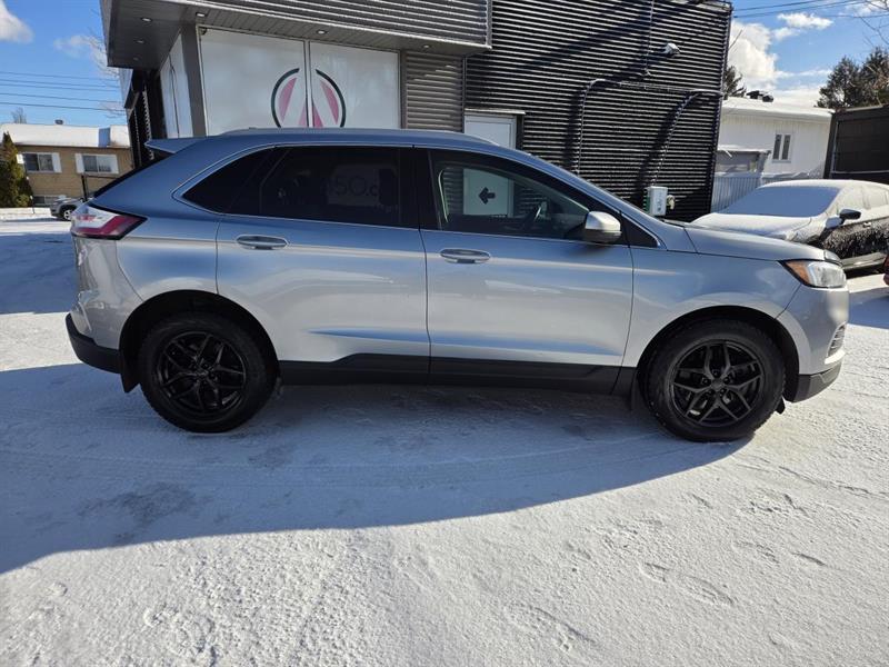 2022 Ford Edge - Image 9