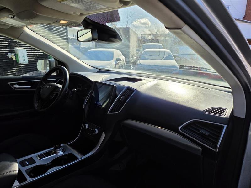 2022 Ford Edge - Image 10