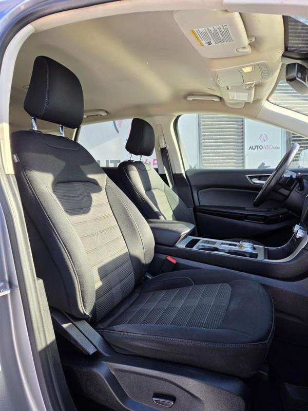 2022 Ford Edge - Image 11