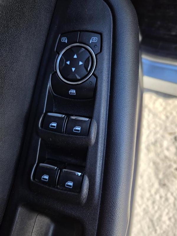 2022 Ford Edge - Image 17