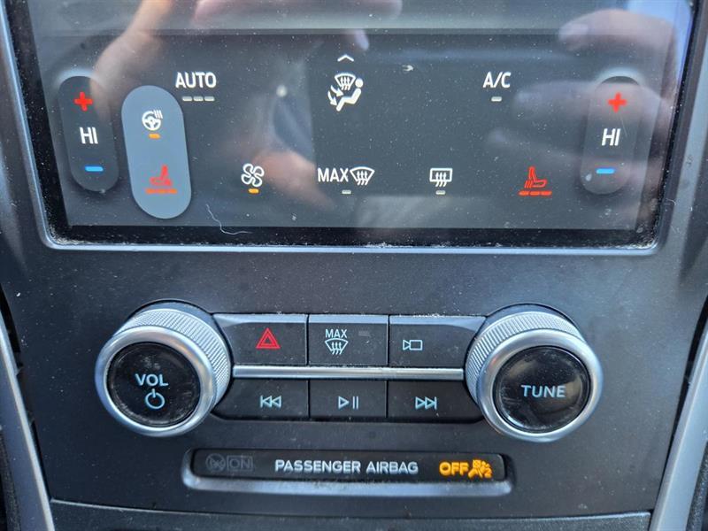 2022 Ford Edge - Image 22