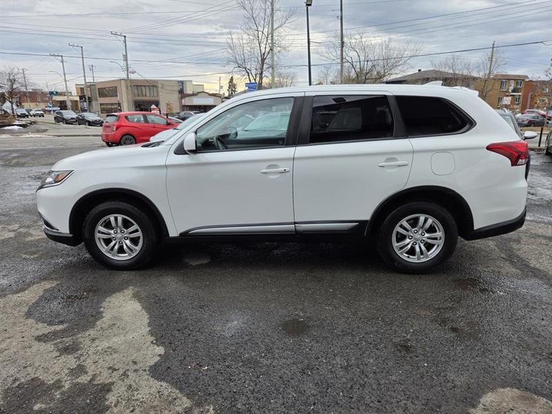 2018 Mitsubishi Outlander - Image 4