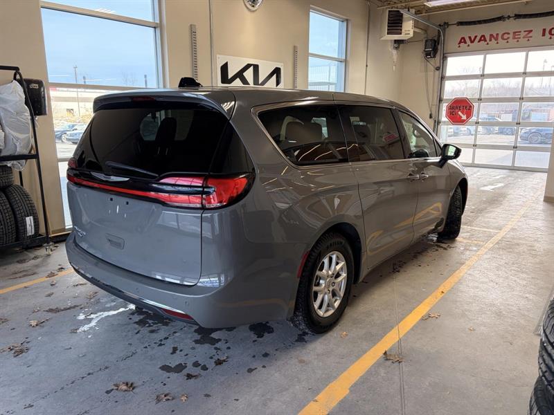 chrysler Pacifica 2023 - 6