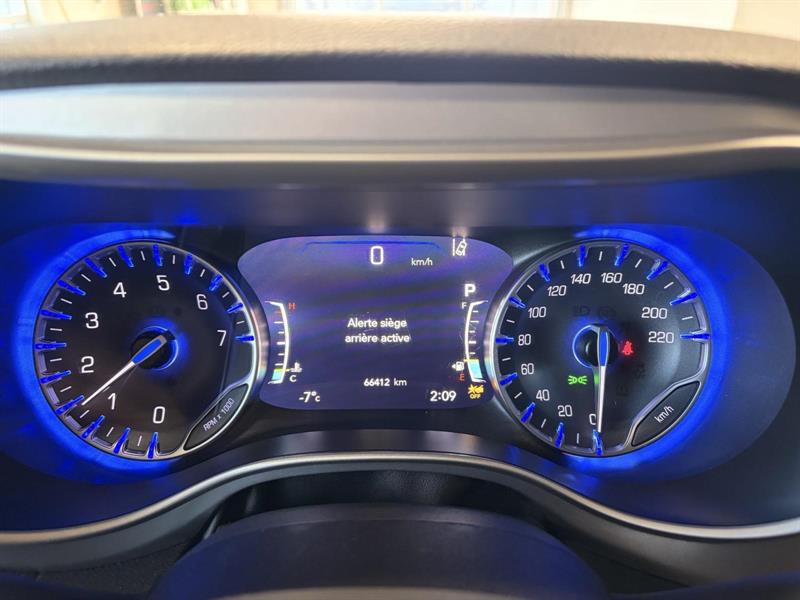 chrysler Pacifica 2023 - 16