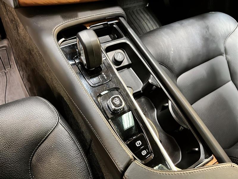 volvo XC90 2023 - 16