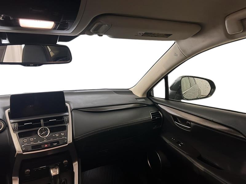 lexus NX300 2021 - 15