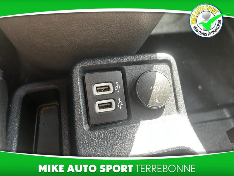 ford Transit Connect 2021 - 17