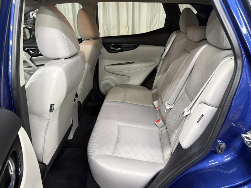 nissan Qashqai 2021 - 12