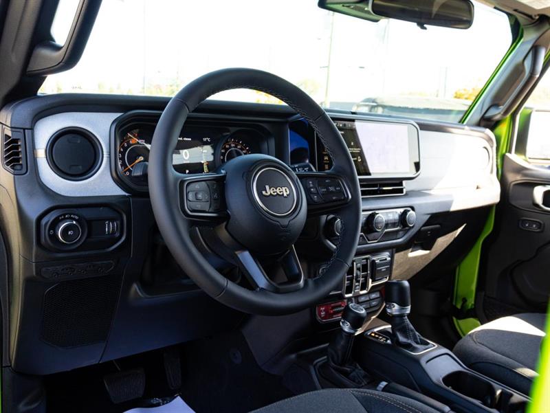 jeep Wrangler 2025 - 11