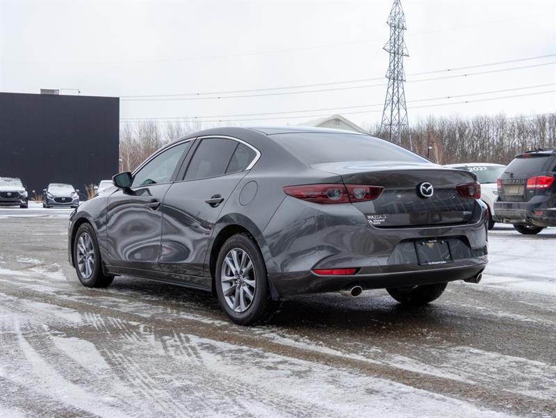mazda Mazda3 2021 - 8