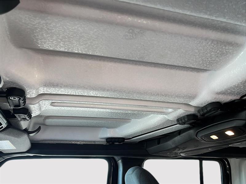 jeep Wrangler 2026 - 27