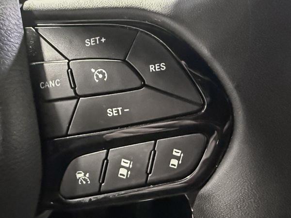 chrysler Pacifica 2023 - 16