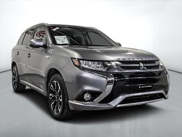 mitsubishi Outlander rechargeable 2018