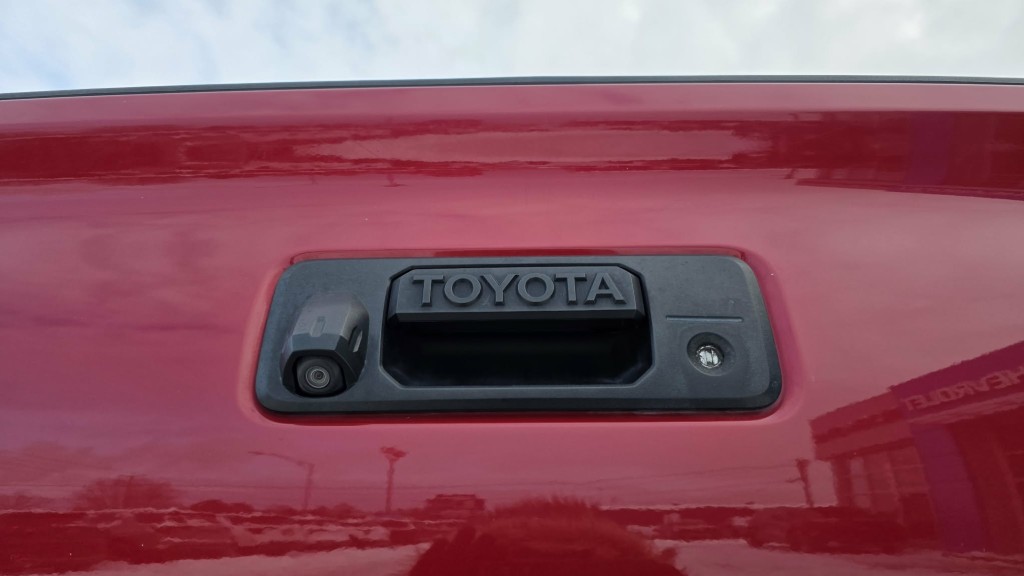 toyota Tacoma 2017 - 9